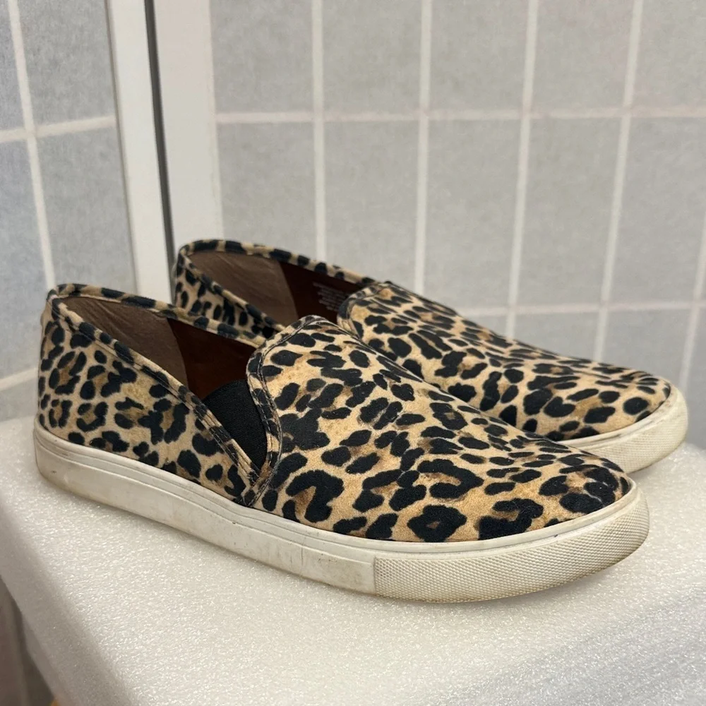 Steve Madden Safari Leopard Print Slip-On Sneakers size 10